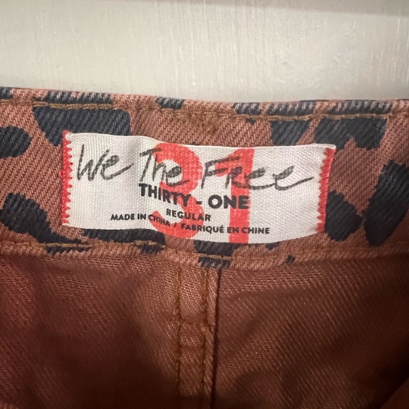 Free People Leopard Print Mini Skirt, Size 31 - Picture 3 of 3